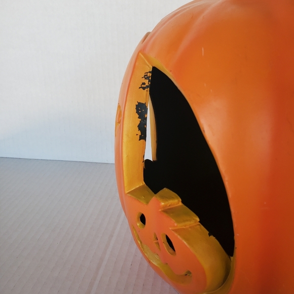 Halloween Foam Light Up Pumpkin Laser Cut Graveyard RIP - Picture 5 of 14